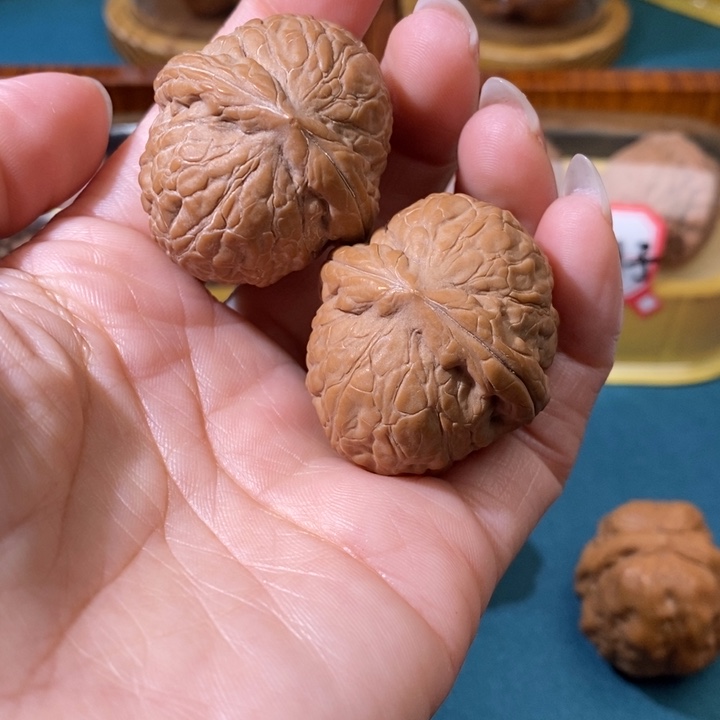 文玩核桃吊坠树*生舍利