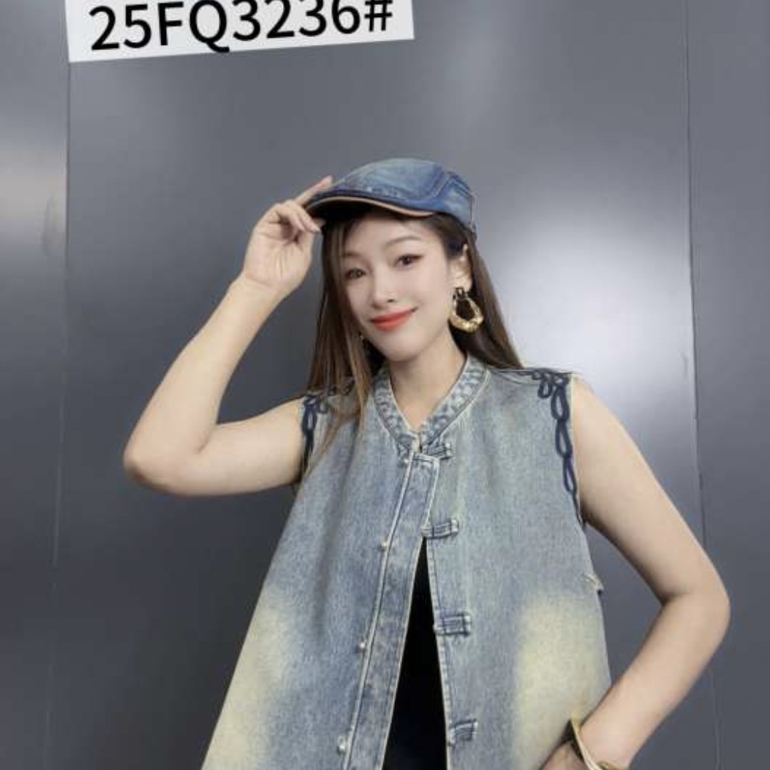 【妃儿红】福利款3236休闲牛仔马甲