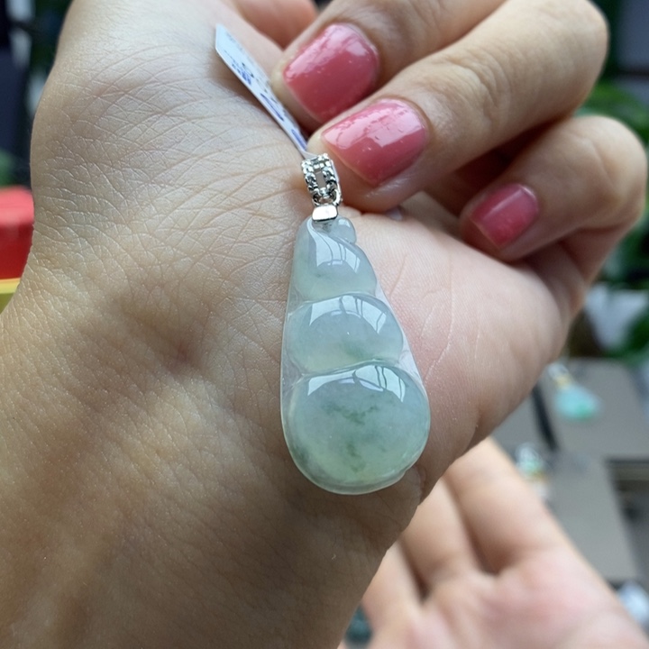 S****翡翠银S925镶嵌颈饰吊坠