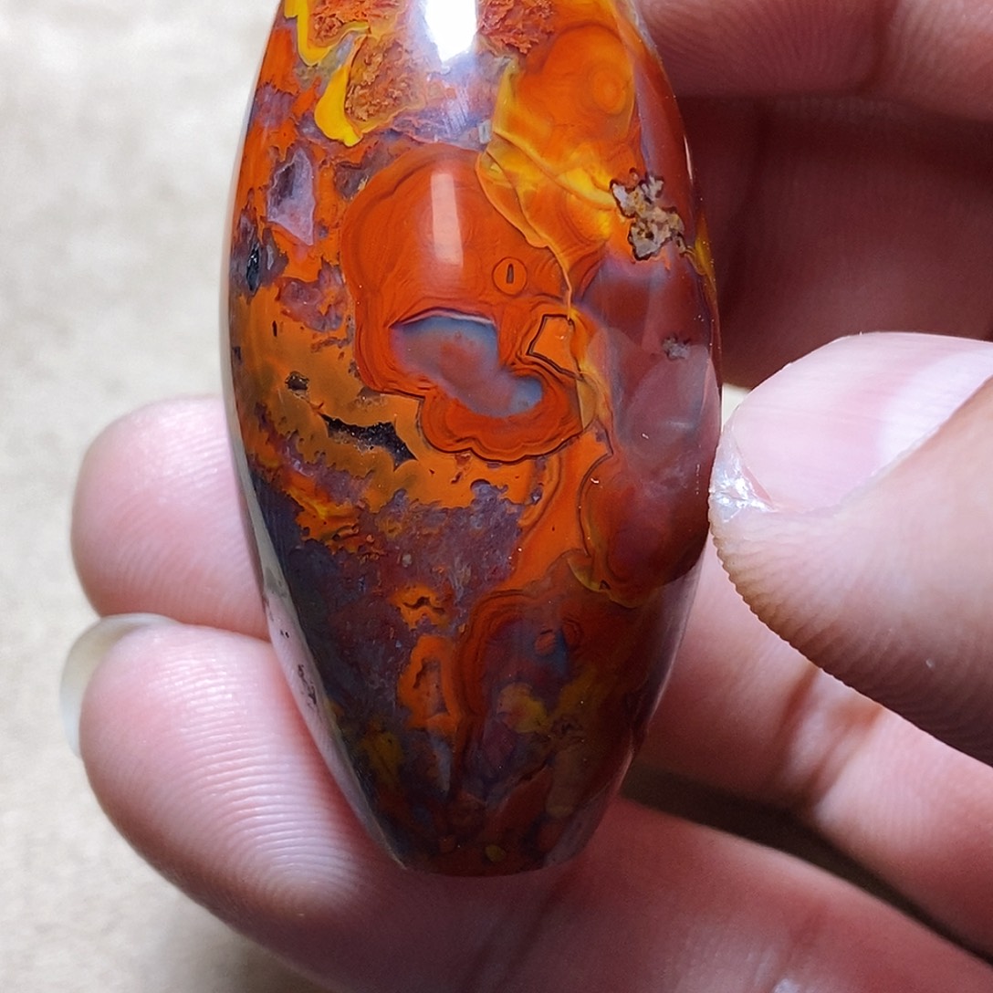 玛瑙/玉髓颈饰未镶嵌维*