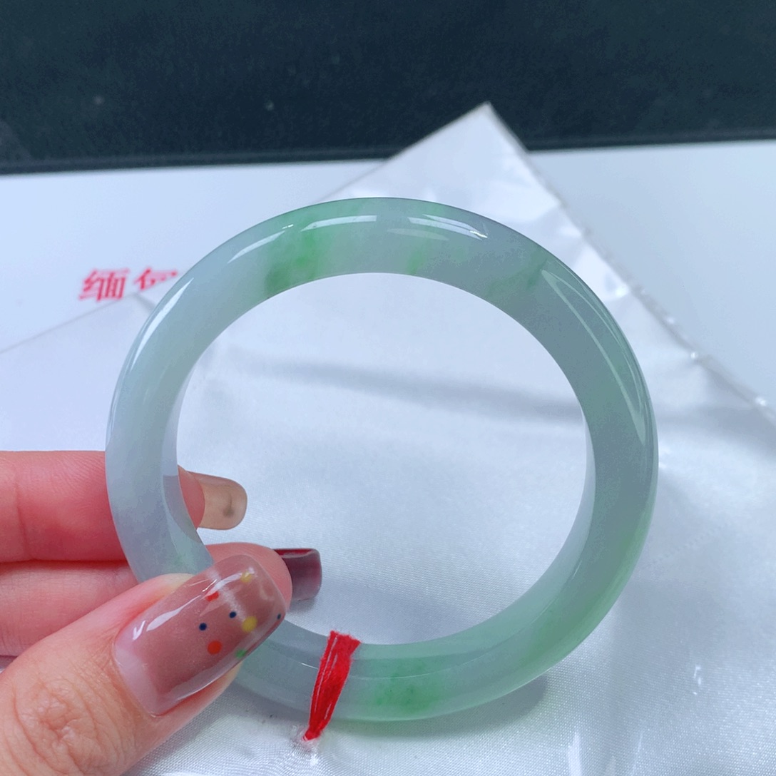 未镶嵌手镯翡翠010