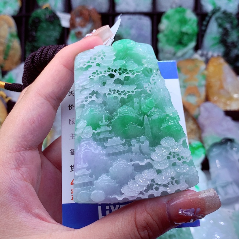 【闪购商品】翡翠颈饰未镶嵌小*香挂件