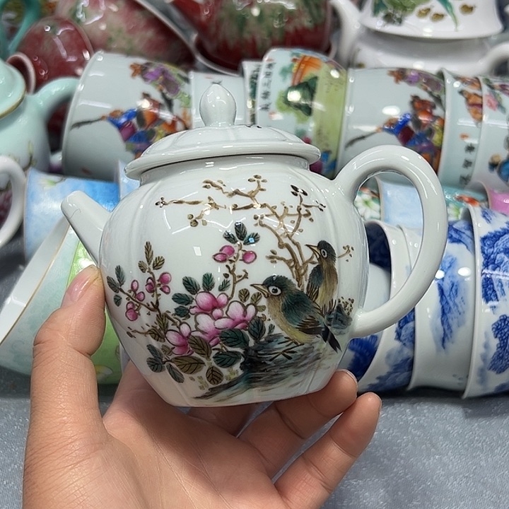 景德镇陶瓷手工艺品