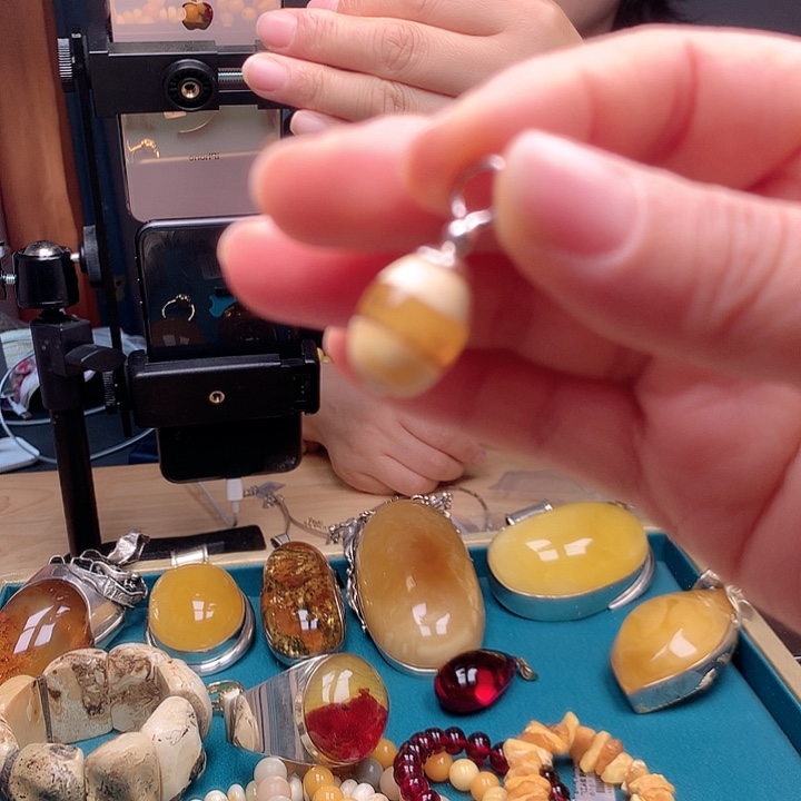 银S925镶嵌颈饰琥珀波兰设计款琥珀吊坠