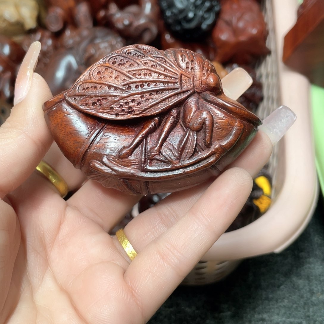 维腊木（绿檀）无事牌