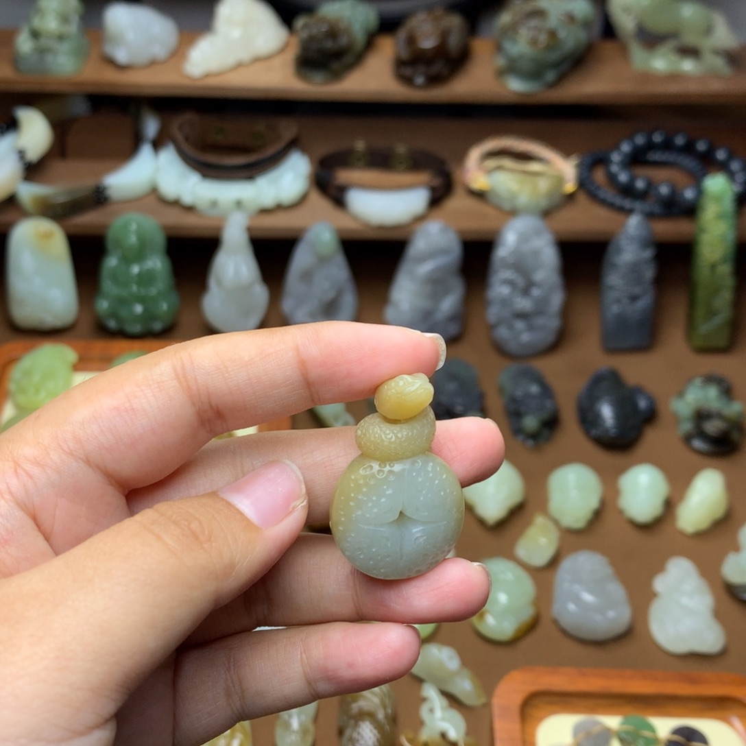 未镶嵌和田玉挂件