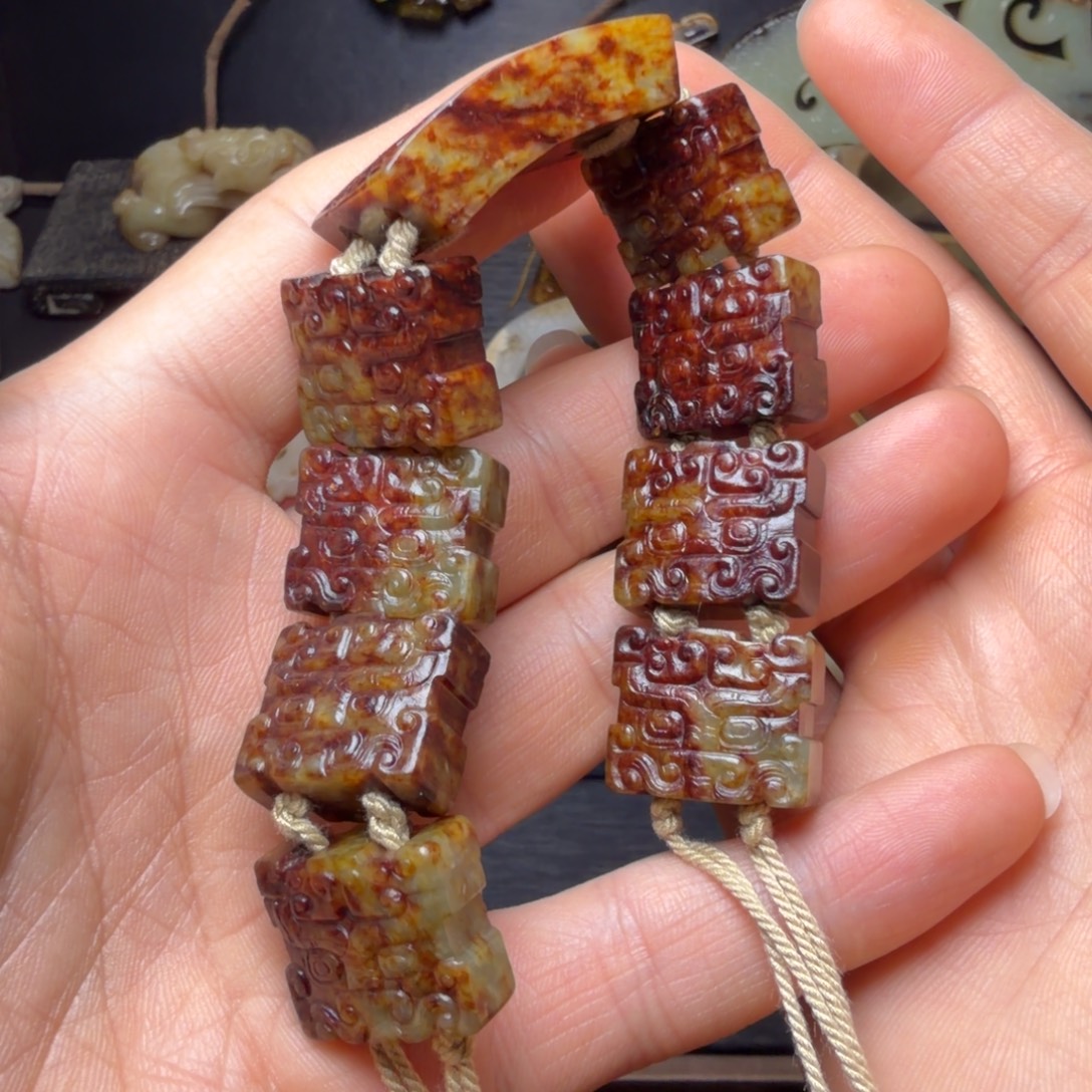 寒***风和田玉（糖玉）未镶嵌挂件