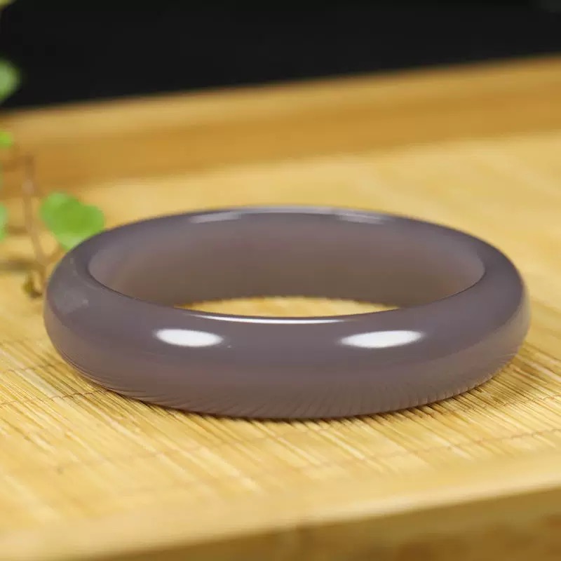 和田玉--冰烟紫--正圈口