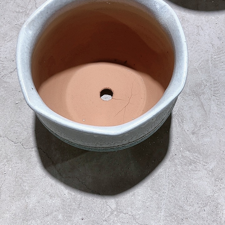 红陶口径25高度18一只瑕疵