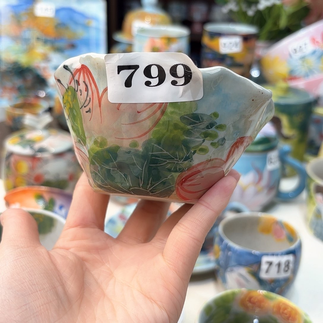 瓷片兔兔好可爱呀打