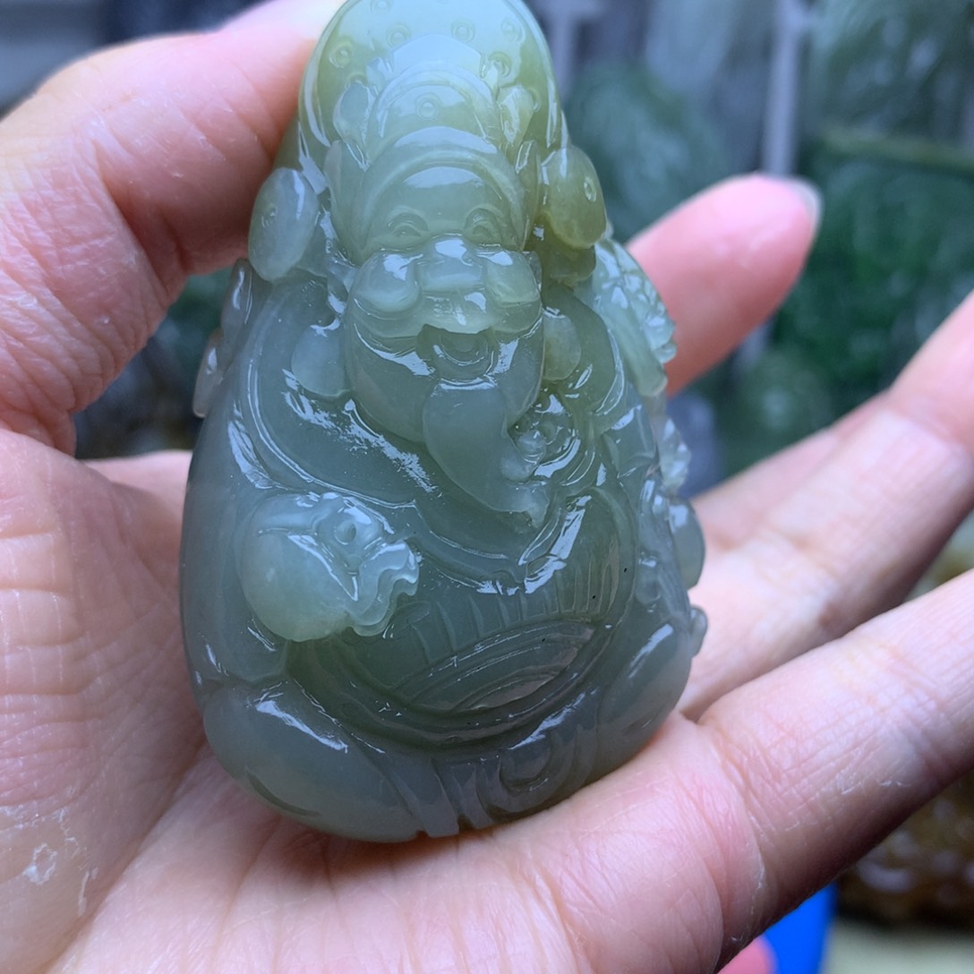 和田玉未镶嵌颈饰学****）