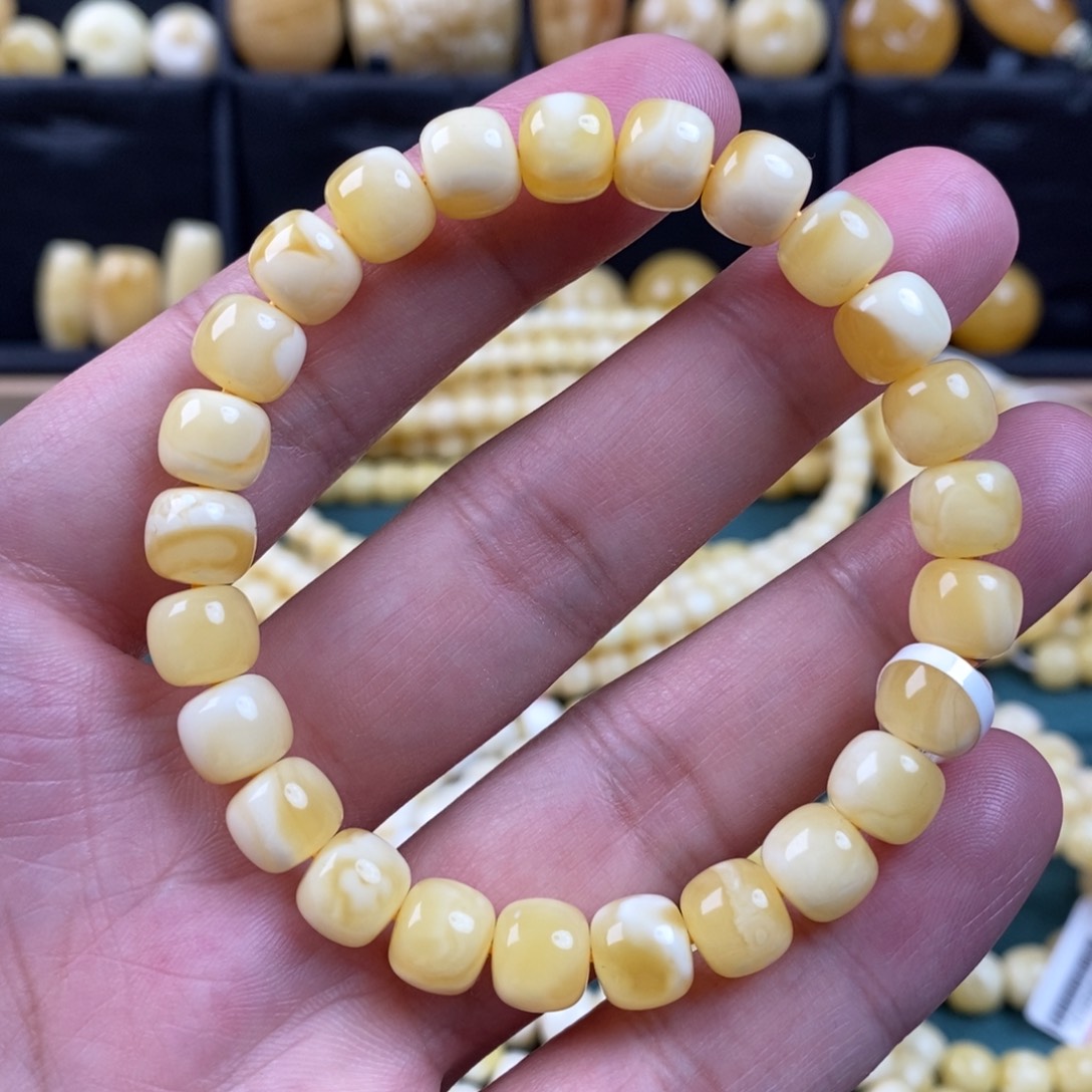 琥珀珠宝奇石未镶嵌8.8m