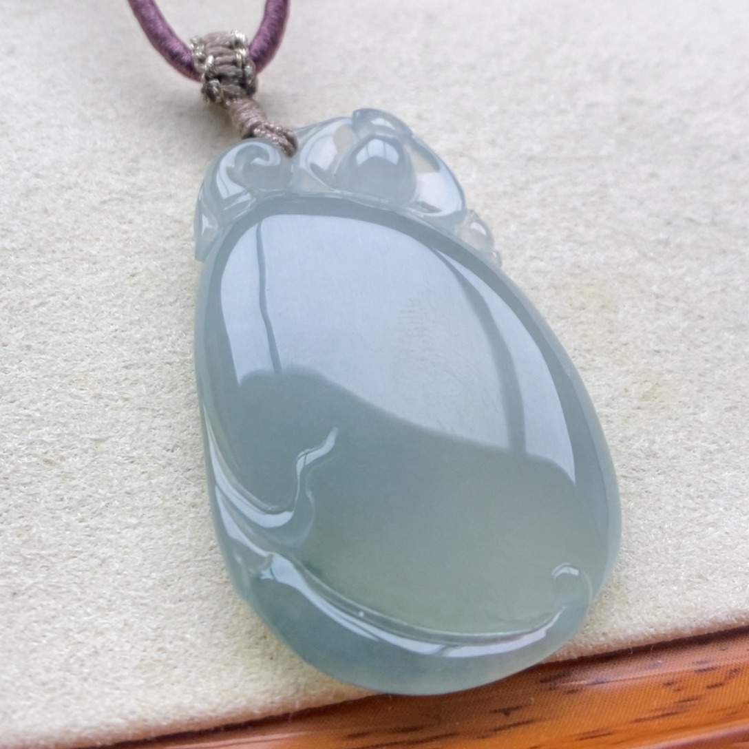 翡翠未镶嵌颈饰吊坠