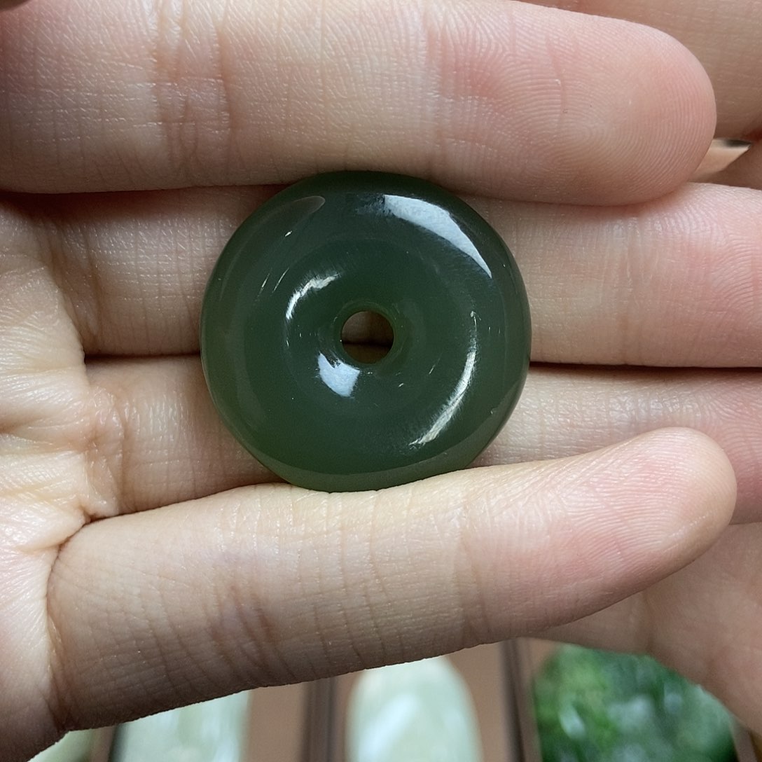和田玉（糖玉）颈饰未镶嵌