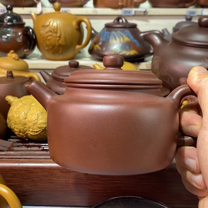L***S茶壶紫砂精工制作