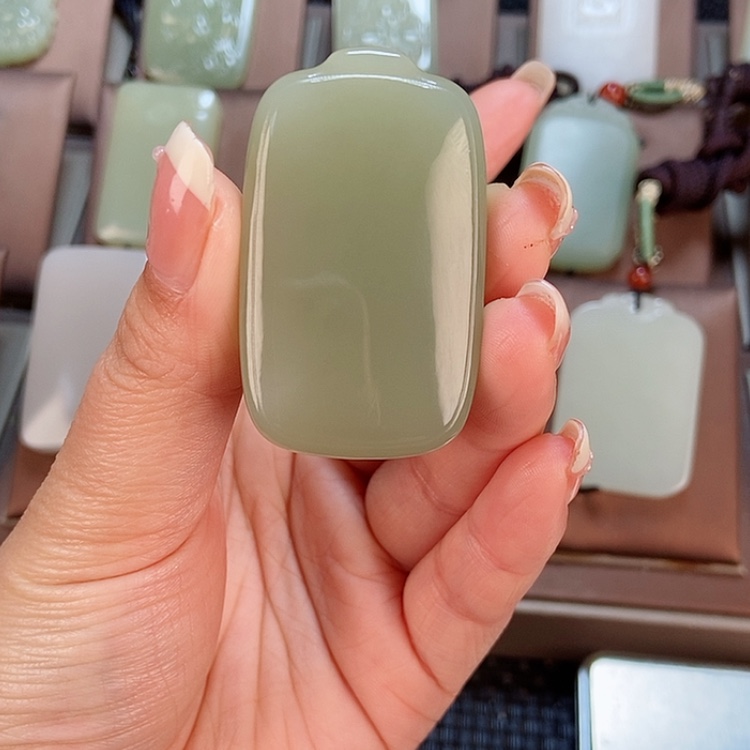 【闪购商品】和田玉颈饰未镶嵌