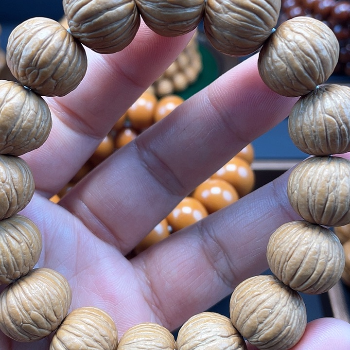 猴头核桃手串猴头