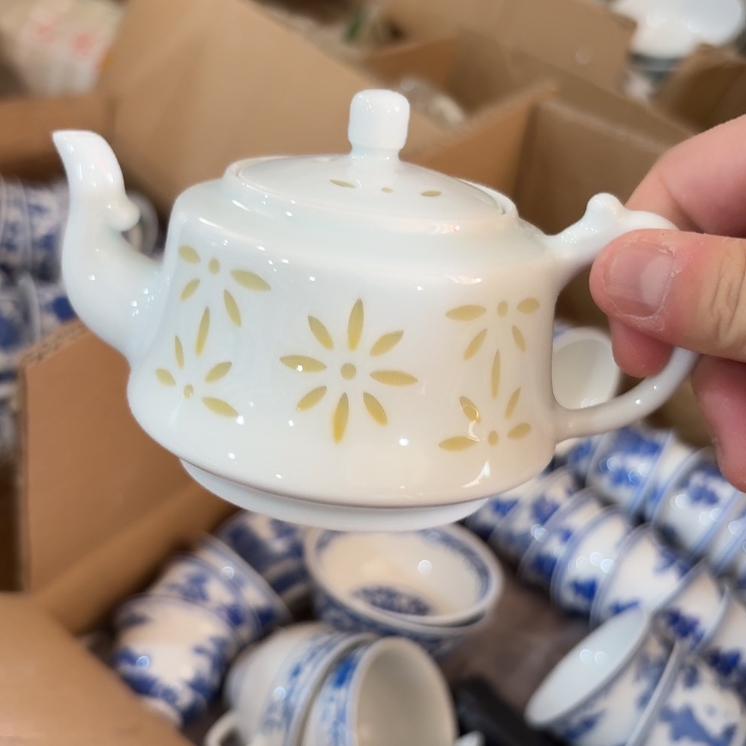 摆件景德镇现代陶瓷用品