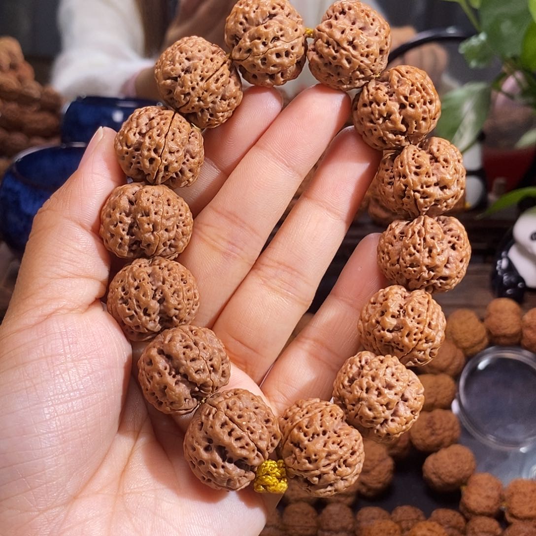 金刚菩提手串铁血梅花22mm