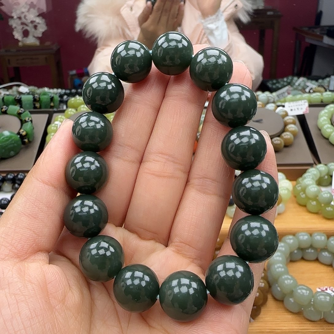 和田玉未镶嵌手链