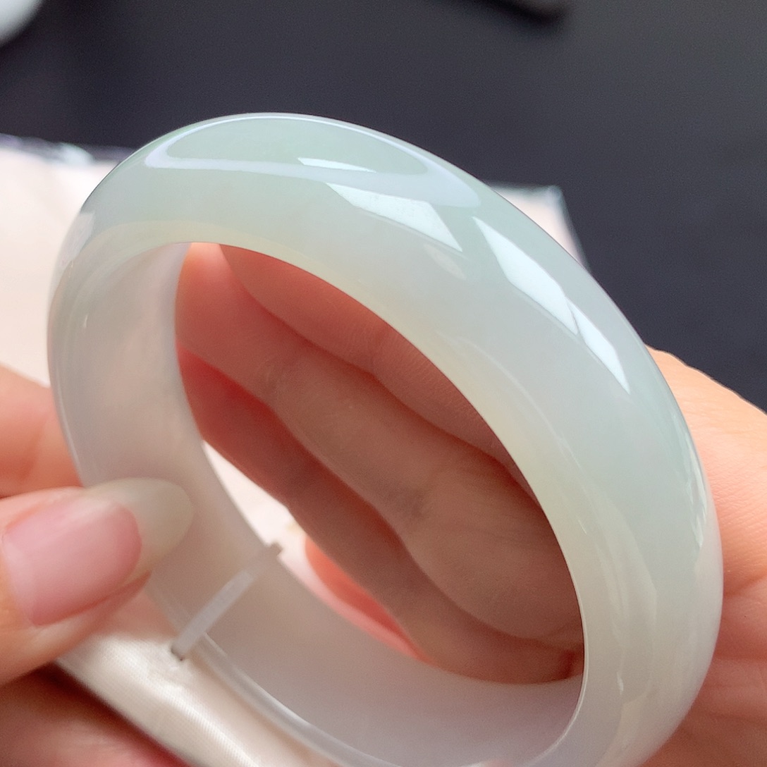 翡翠未镶嵌手镯58圈口