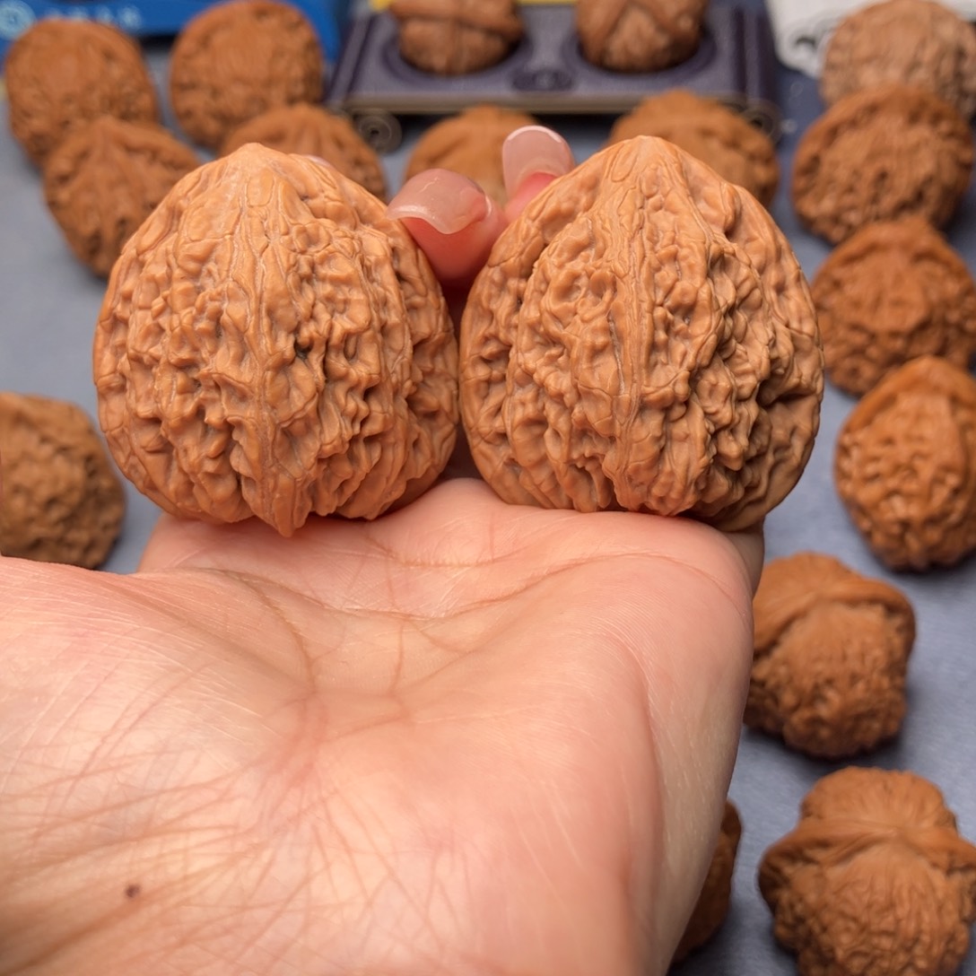 文玩核桃把件虎头王41