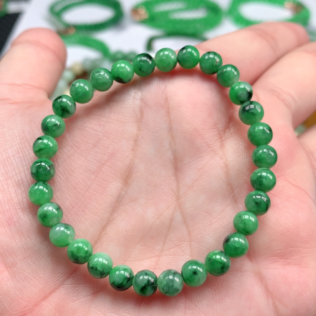翡翠手链未镶嵌翡翠