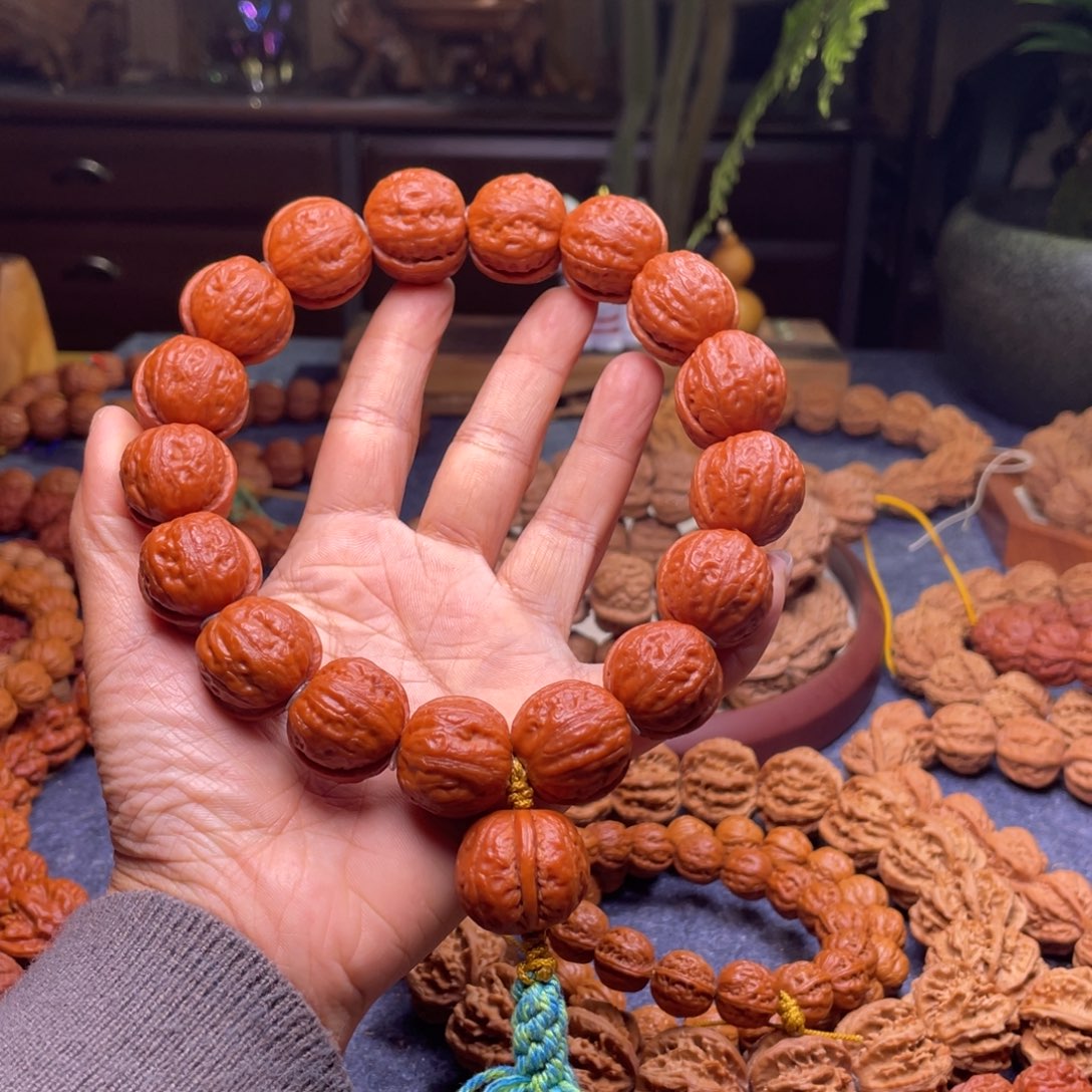 向***葵文玩核桃手串秋子