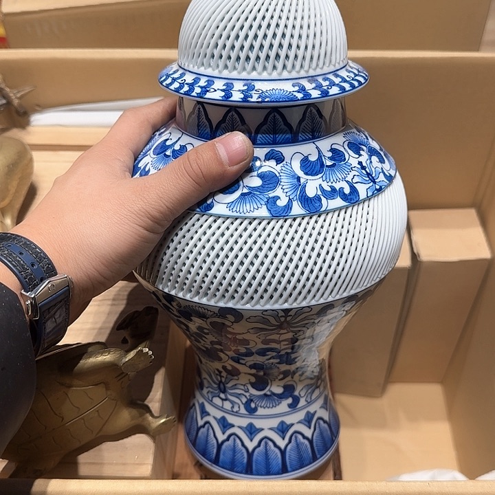 中古物品，谨慎参拍蔚