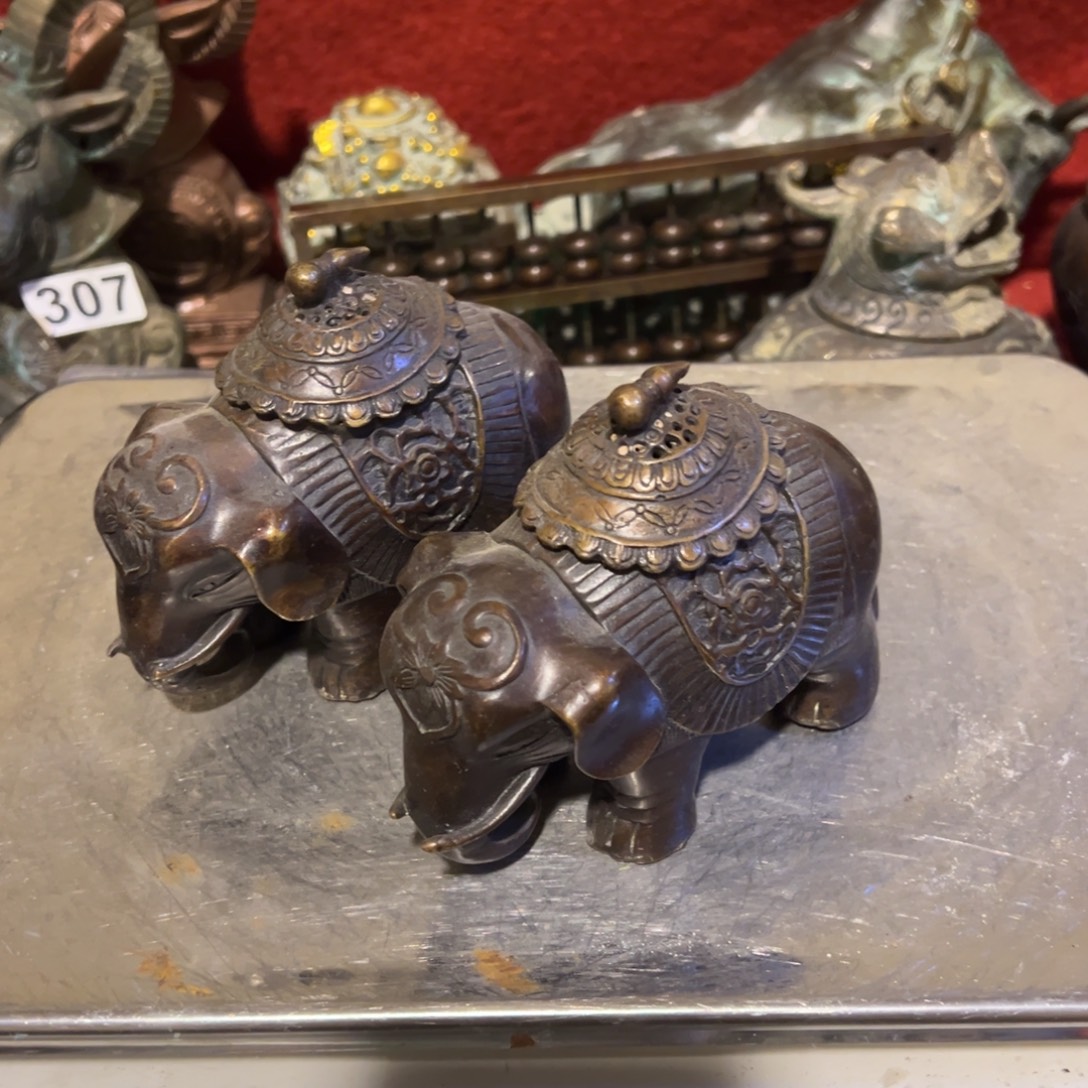 蓝***涛黄铜摆件，文房摆件