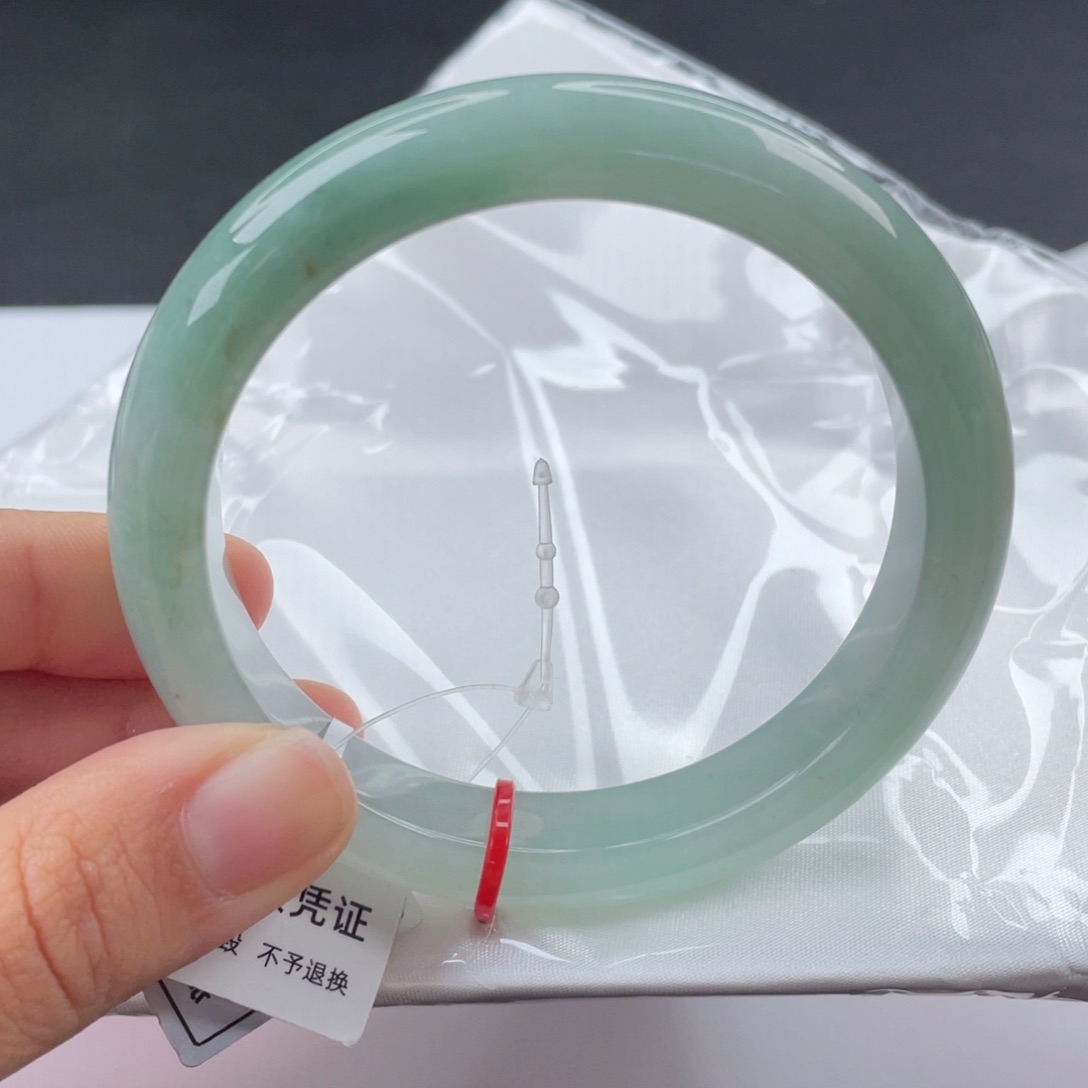 翡翠手镯未镶嵌58.7正圈