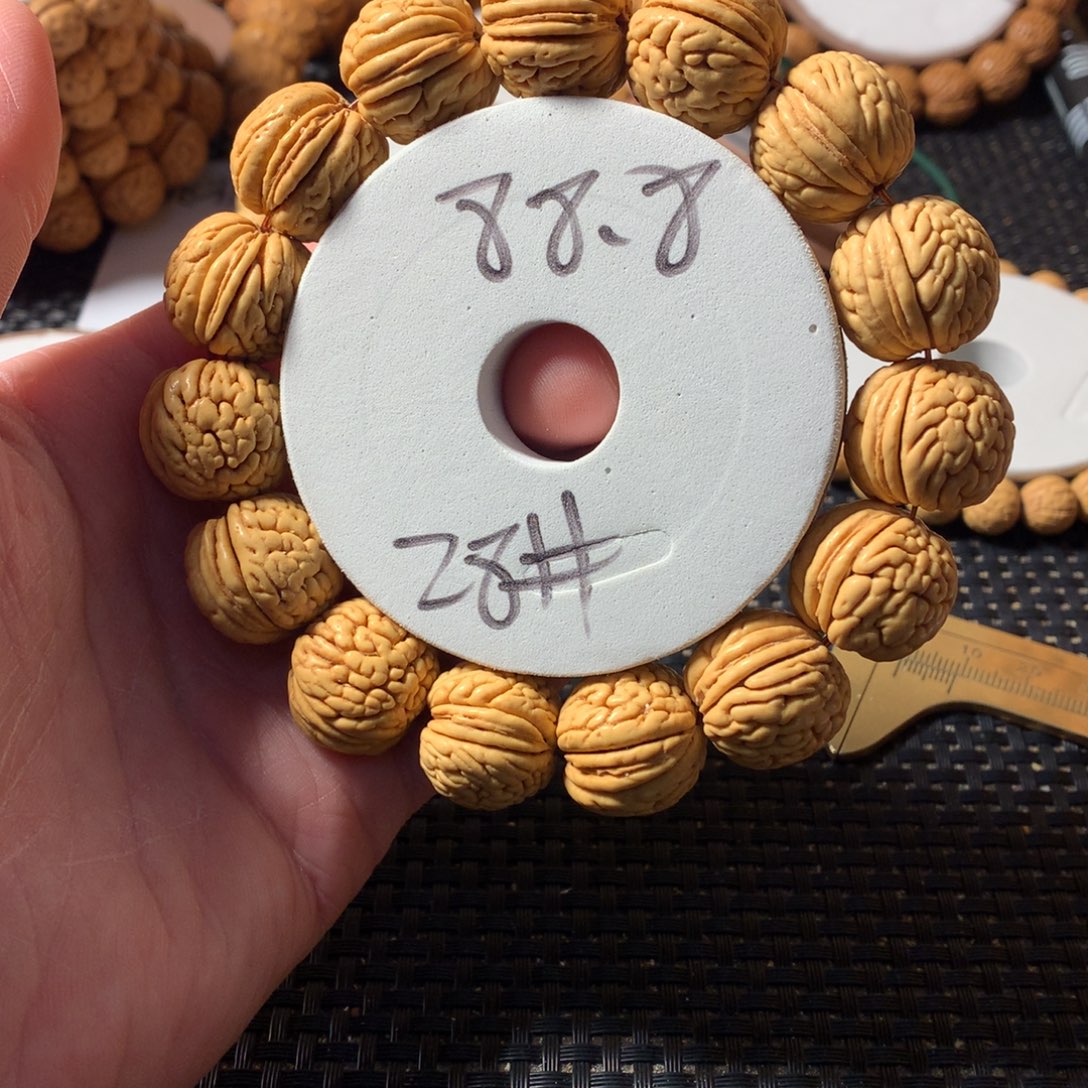 气***闲桃核手串28号链接，