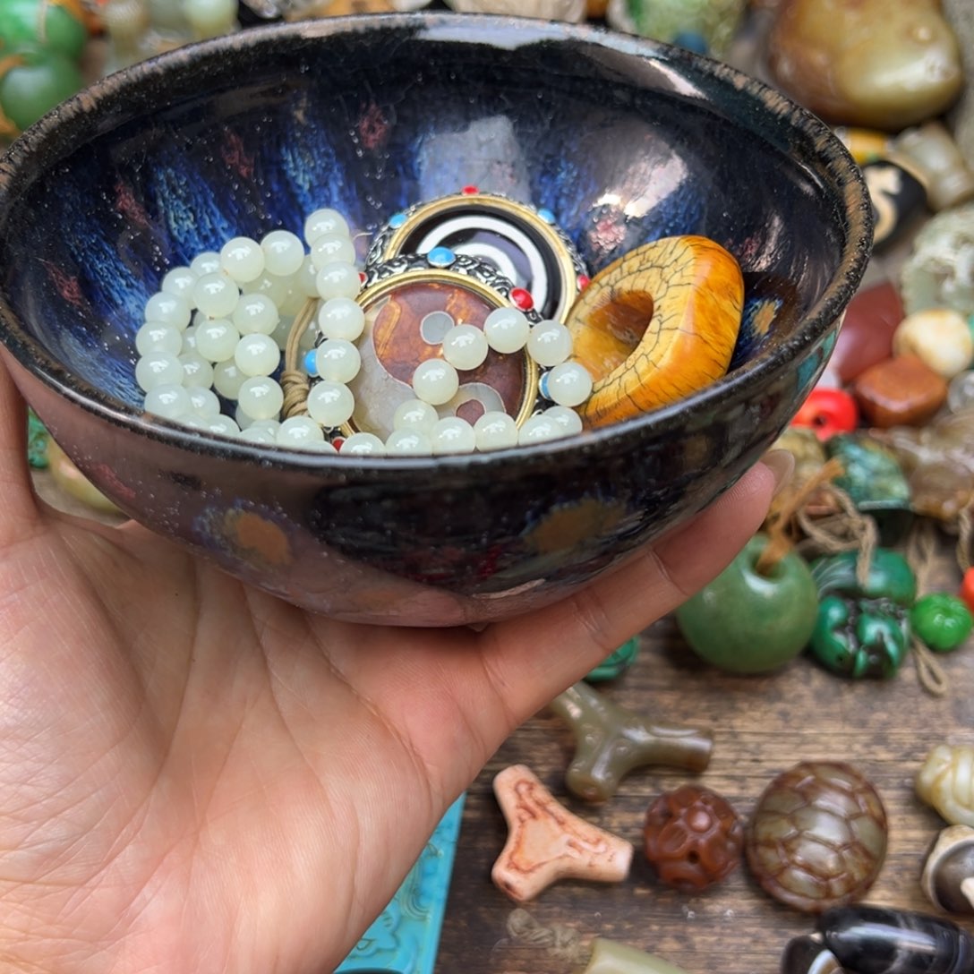 未镶嵌颈饰玛瑙/玉髓陌*