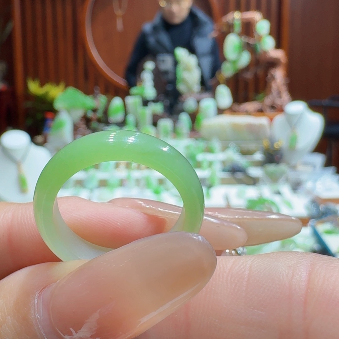 和田玉翠青戒指19未镶嵌