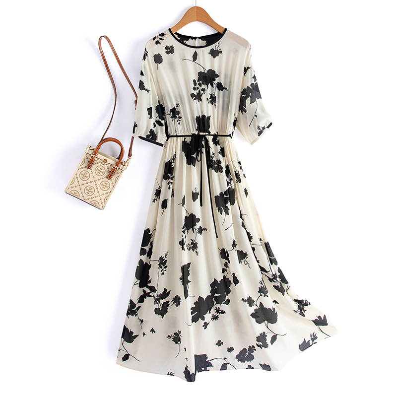 墨枝 圆领印花桑蚕丝连衣裙D9008603