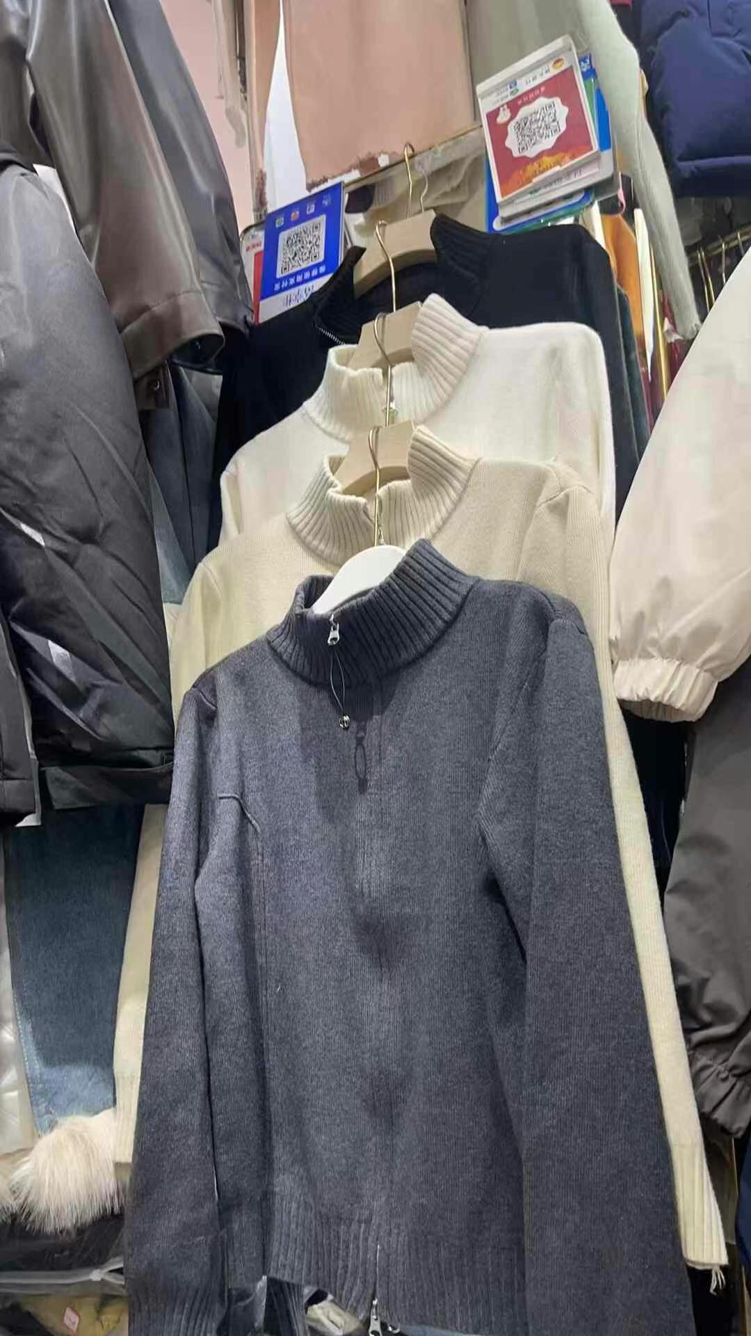 针织开衫拉链打底针织衫