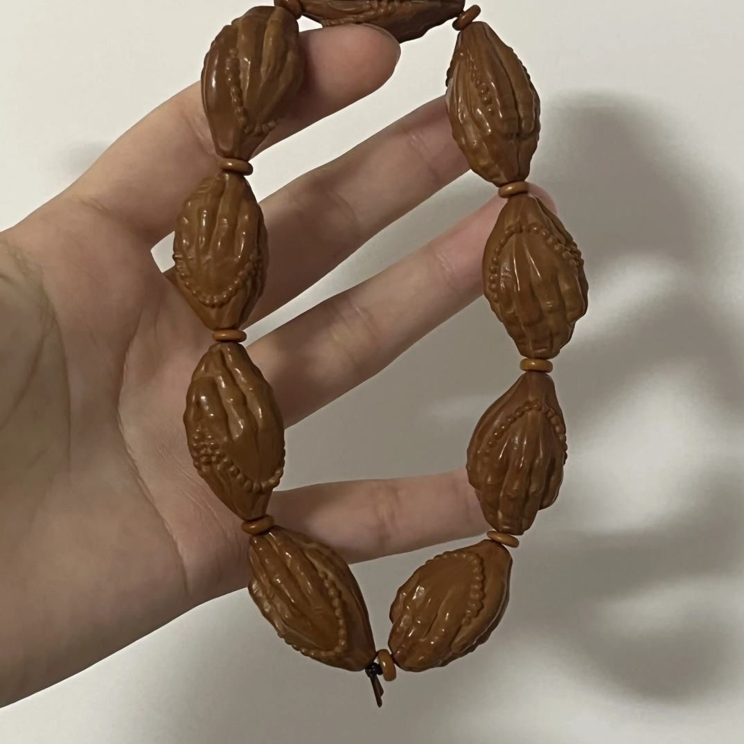 橄榄核雕 一心向佛