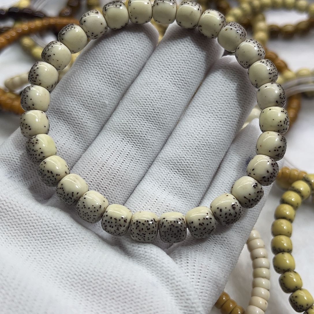 星月菩提吊坠河豚