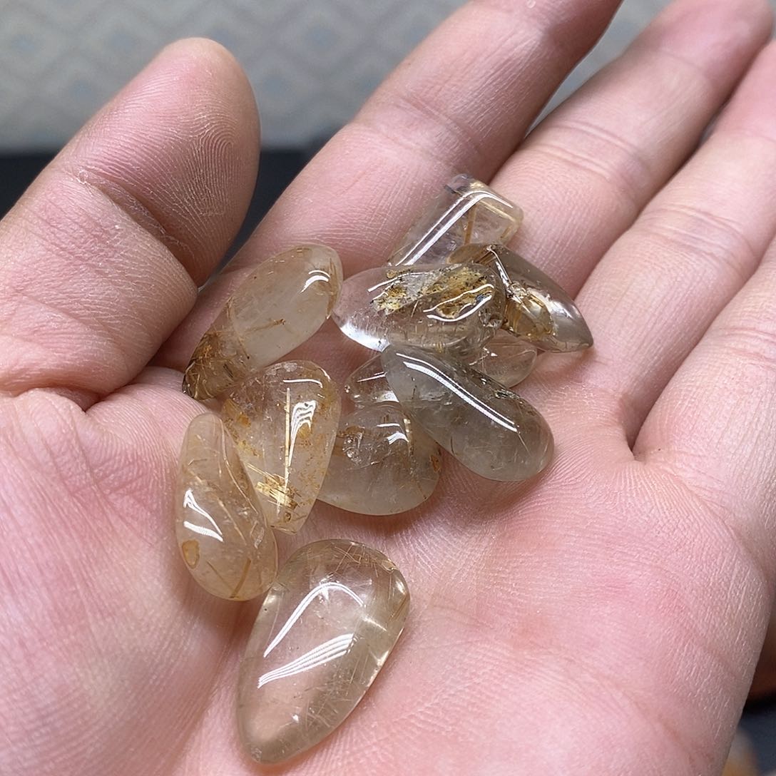 未镶嵌颈饰水晶水晶石51