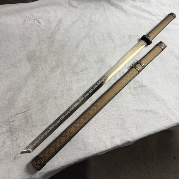 3681 龙泉昊天宝剑高锰钢唐横刀包皮鞘未开刃