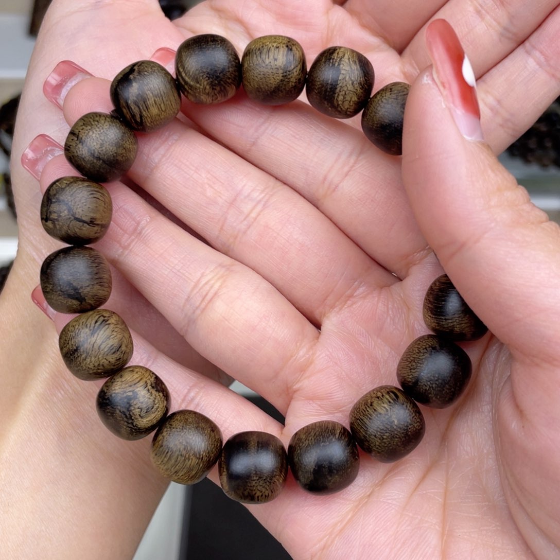 沉香手串万****店越南芽庄白棋虎斑玉话