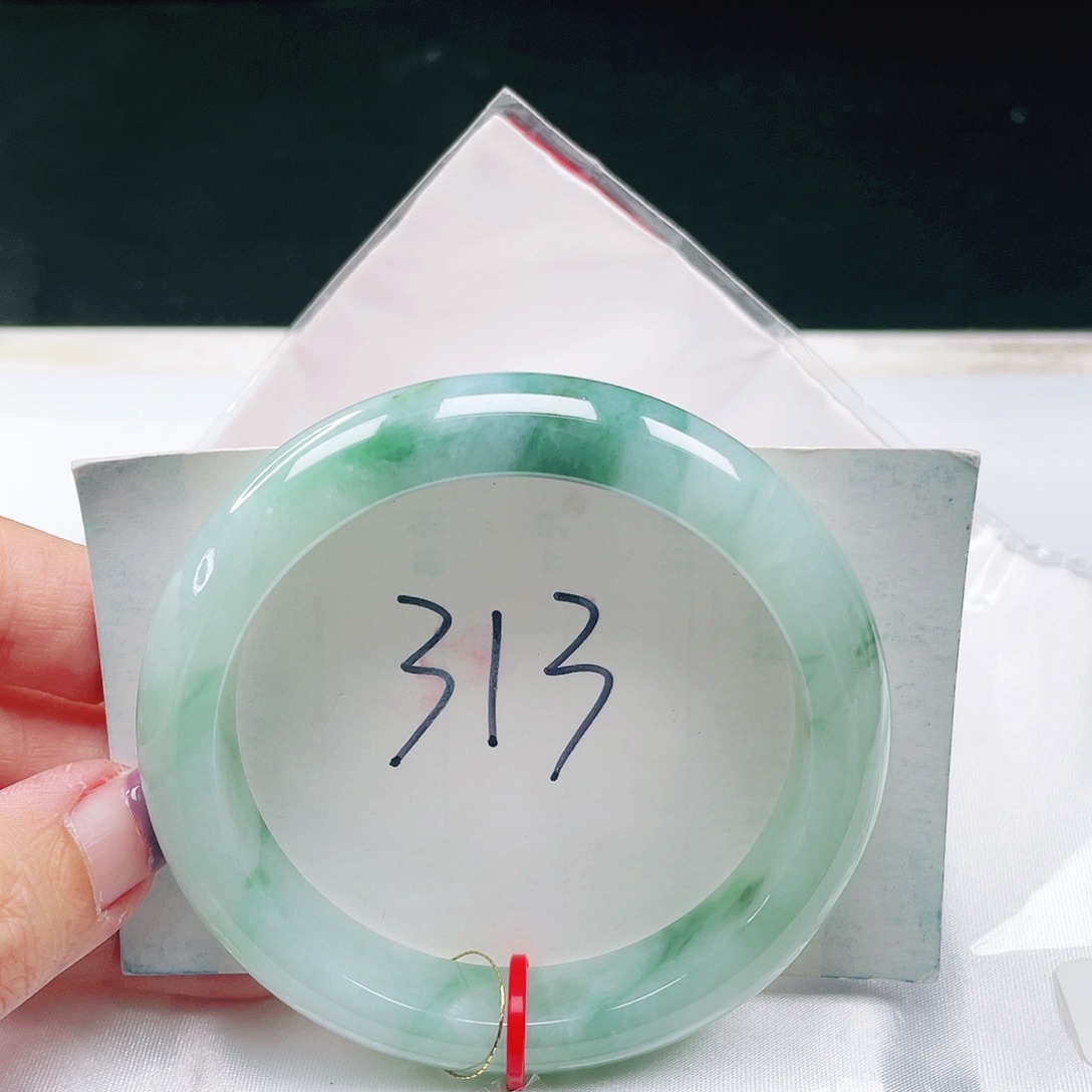 翡翠未镶嵌手镯缅甸翡翠58