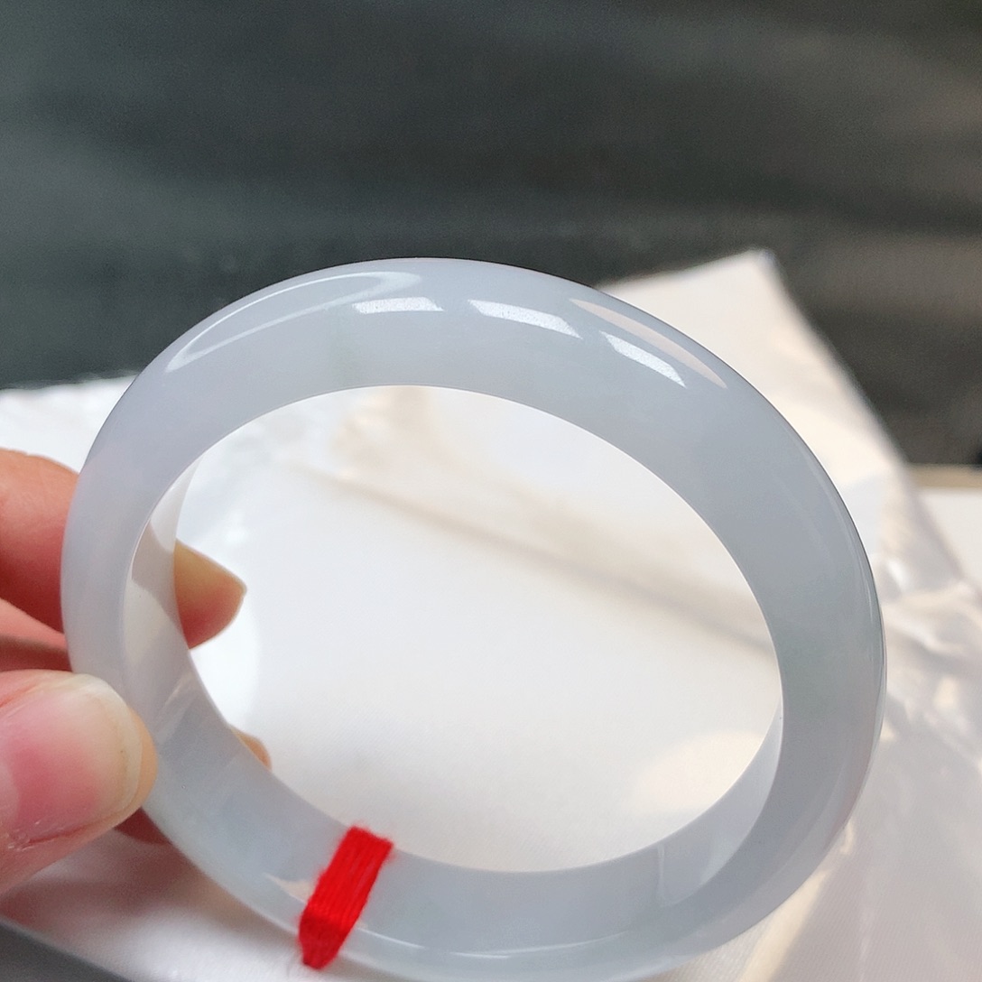 翡翠手镯未镶嵌246号