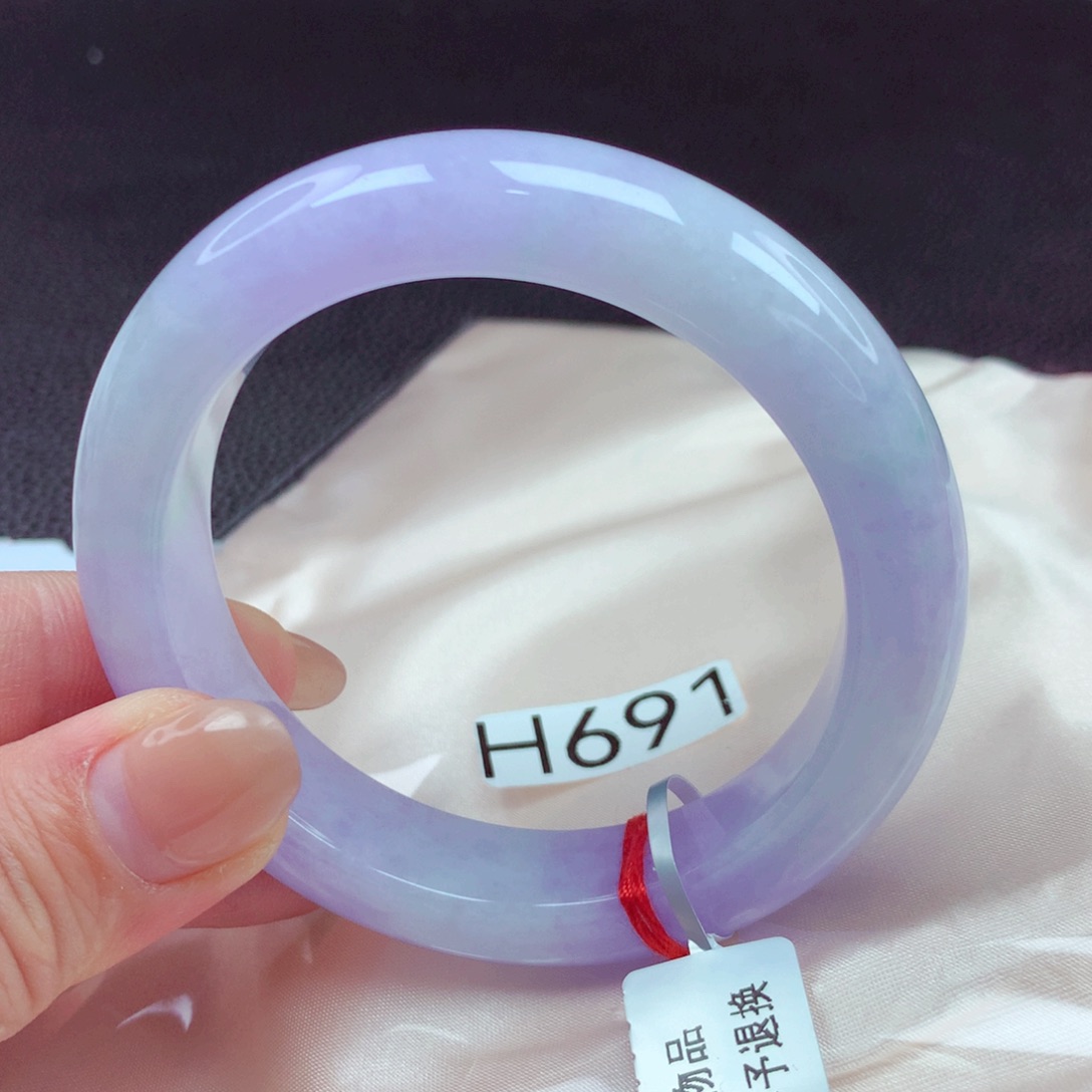 翡翠手镯未镶嵌手镯88