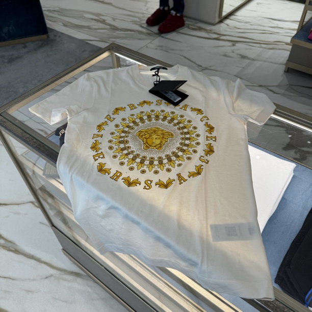 未使用 VERSACE/范思哲 男士修身版短袖t恤