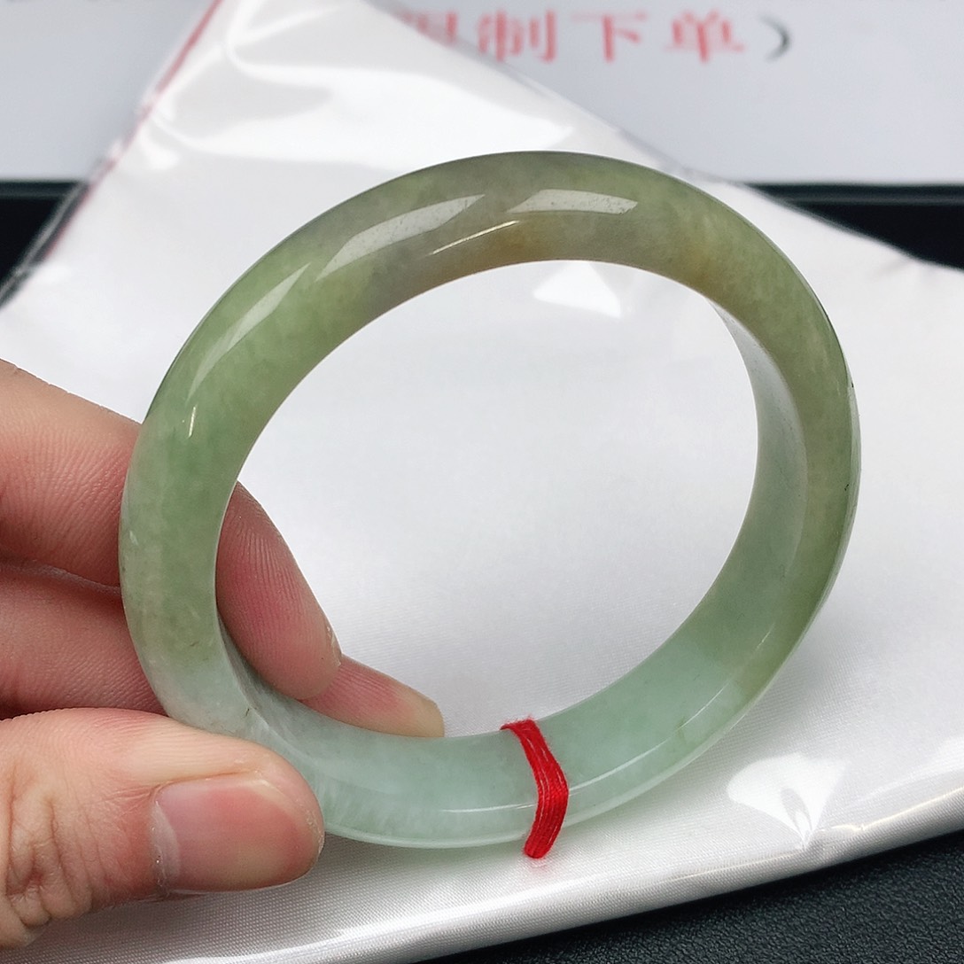 翡翠手镯未镶嵌圈58