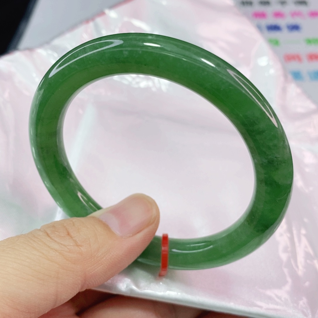 未镶嵌手镯翡翠52.5圈口圆条