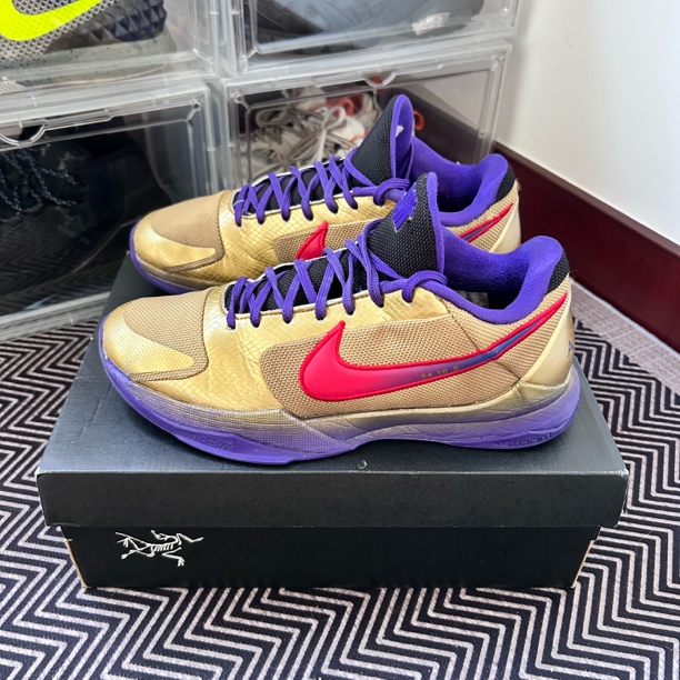 95新 MM6 44码 zk5 紫金配色 无原盒 鞋底磨损小