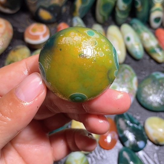 石英质玉珠宝半成品未镶嵌高*帅