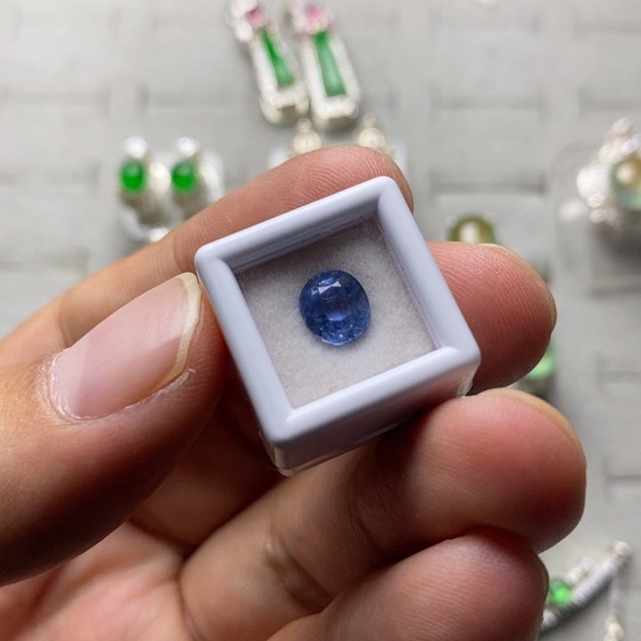 定制蓝宝石未镶嵌蓝宝石缅甸天然无烧蓝宝石1.7ct